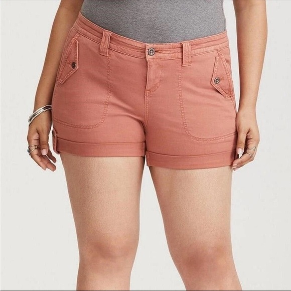 torrid Pants - Torrid Pink Cargo Shorts Size:26
